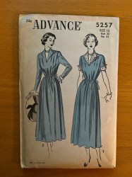 5257 ADVANCE 1949 LONG SHORT- LONG SLEEVE MATERNITY DRESS, BELT PATTERN 12 30"B UNCUT